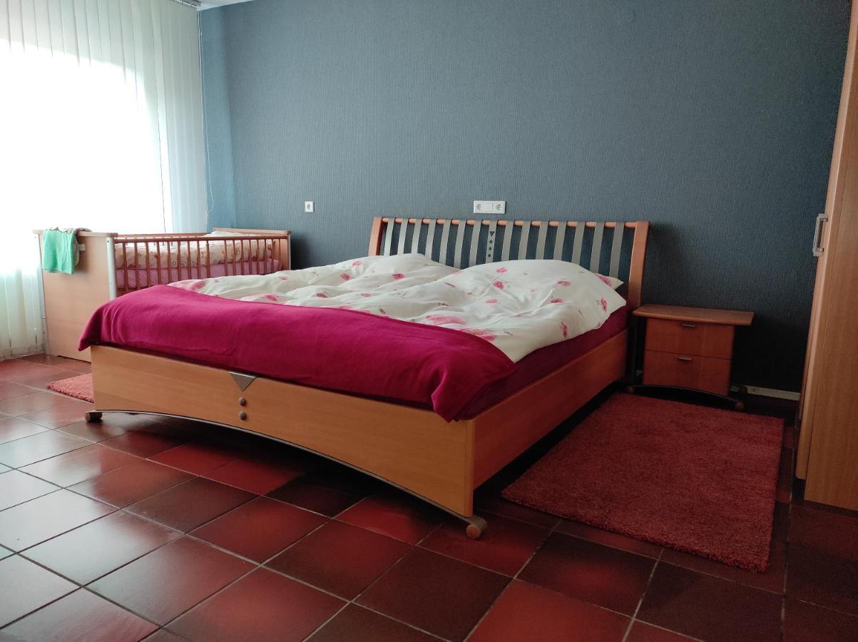 Ferienwohnung Rhede Im Og Exterior foto